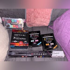 9ft vinyl cuttable adhesive chalkboard,3 boxes liquid chalk markers & chalk(NWT)